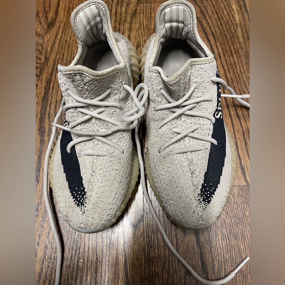 Yeezy boost 350 size 7 color grey